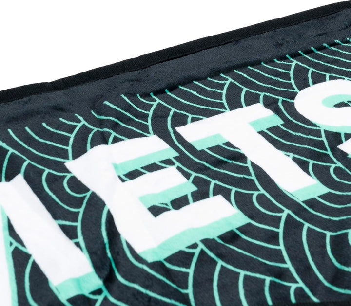 Demon Slayer Pledd - Supernerds