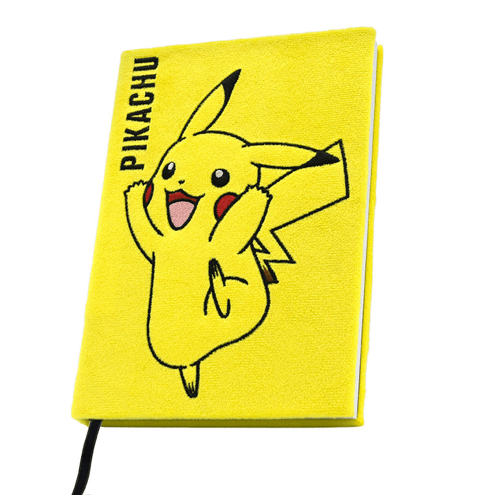 Pokemon Notatbok A5 Plush Pikachu - Supernerds