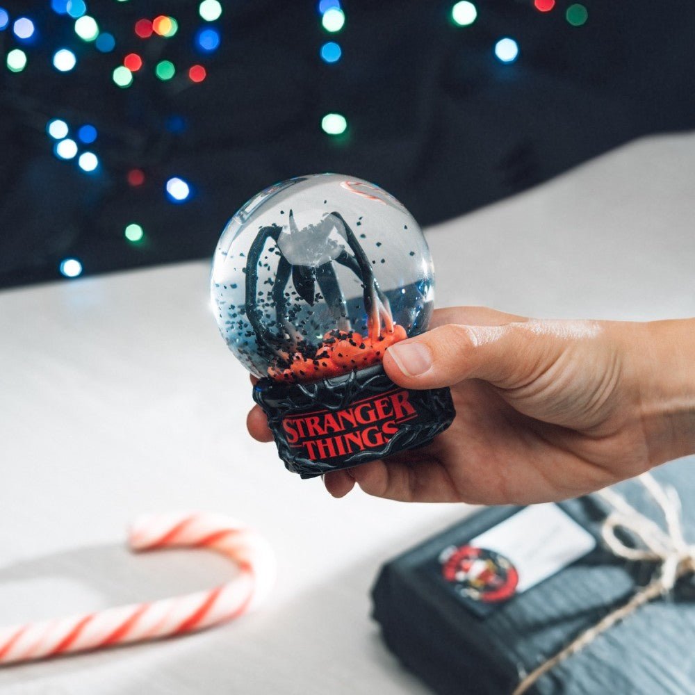 Stranger Things Snøglobe - Supernerds