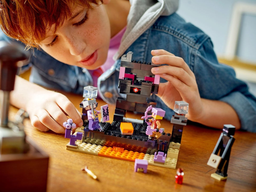 LEGO® Minecraft® End-arenaen 21242 byggelekesett (252 deler) - Supernerds