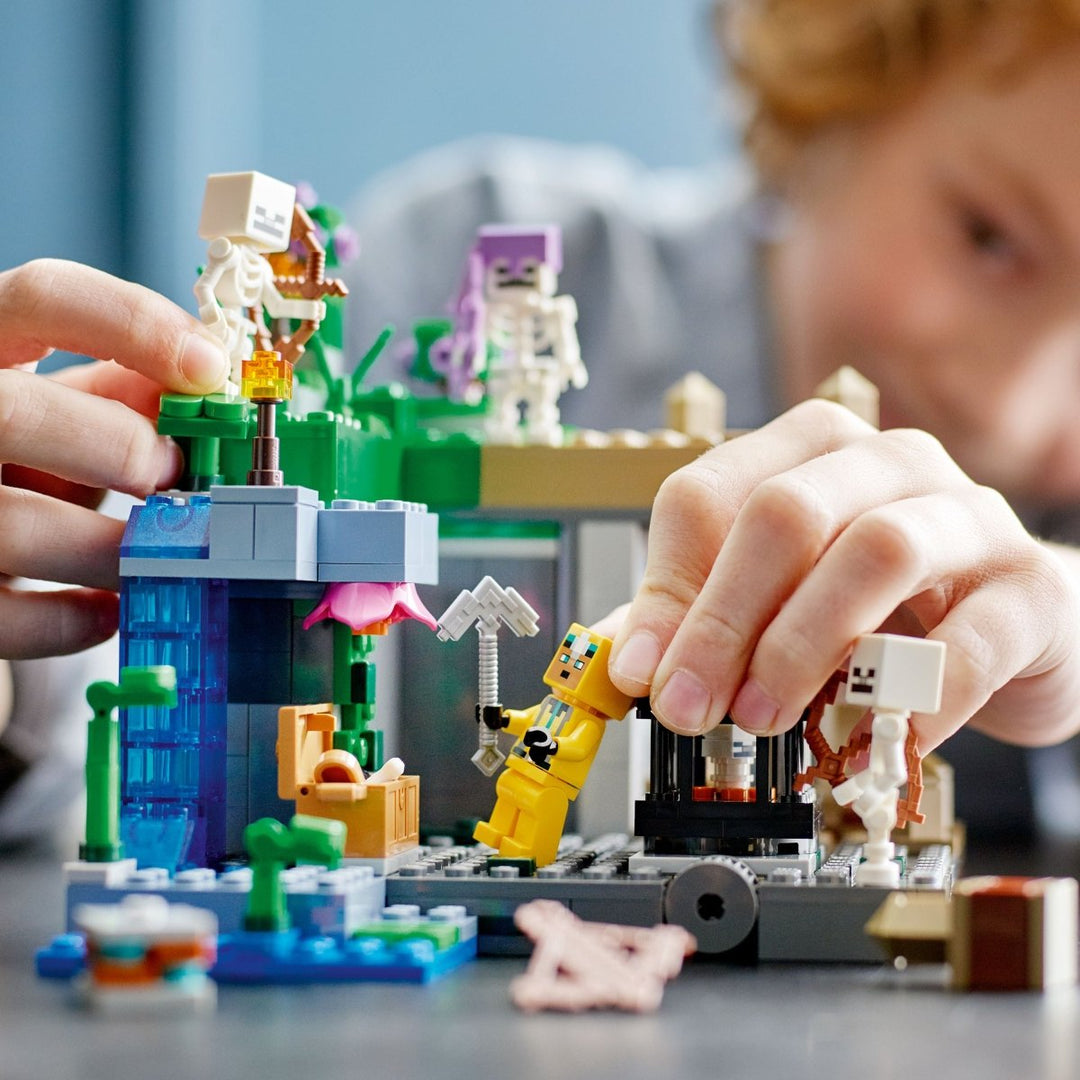 LEGO® Minecraft® Skjelettfengselet 21189 byggesett (364 deler) - Supernerds